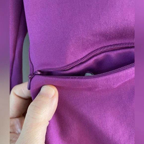 Awesome Nike Running Purple and Black hoodie - Picture 5 of 6